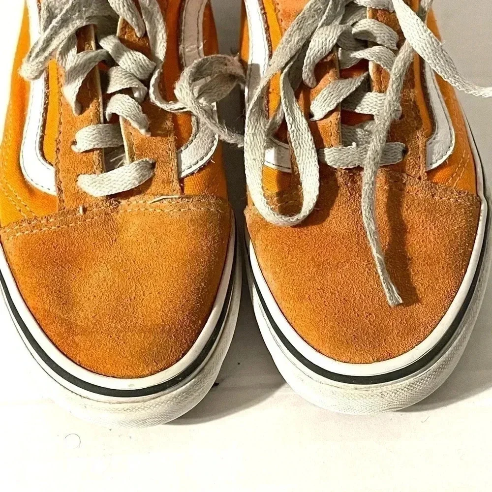 Vans Old Skool Sneaker boy 4 / women 5.5 Tennis Shoe Low-Top Orange Suede Canvas